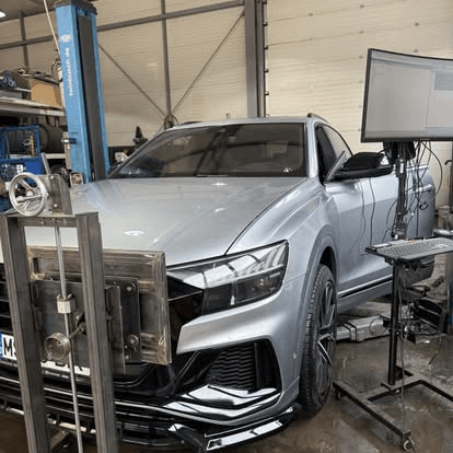 Audi Q8 în service la VAG Tech Center